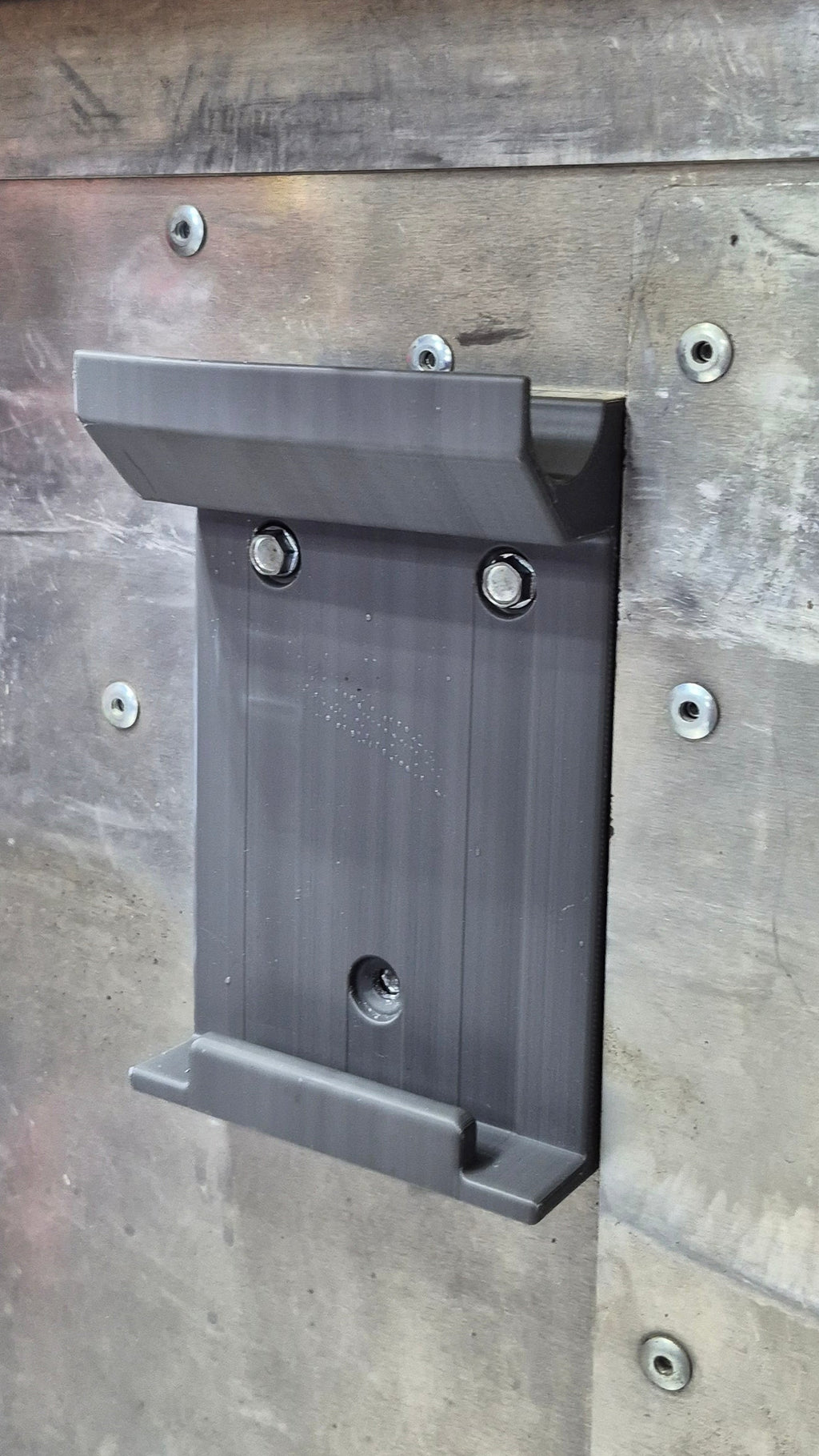Heavy-Duty Wall Mount for Milwaukee M12 Radio + Charger